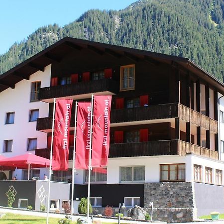 גסכורן First Mountain Hotel Montafon מראה חיצוני תמונה
